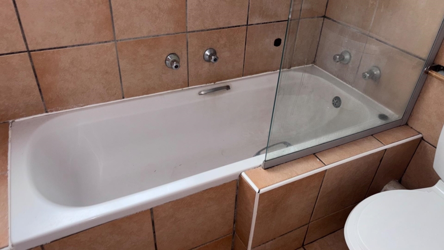 To Let 2 Bedroom Property for Rent in Clarina Gauteng