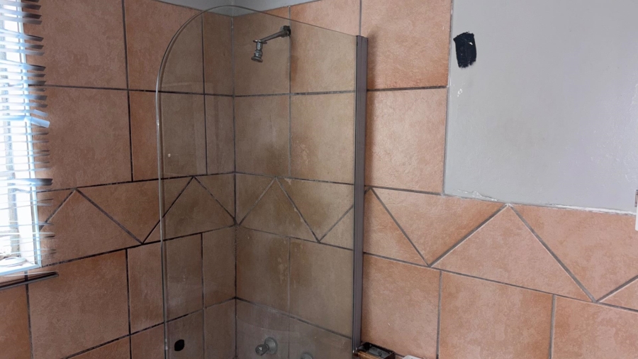 To Let 2 Bedroom Property for Rent in Clarina Gauteng