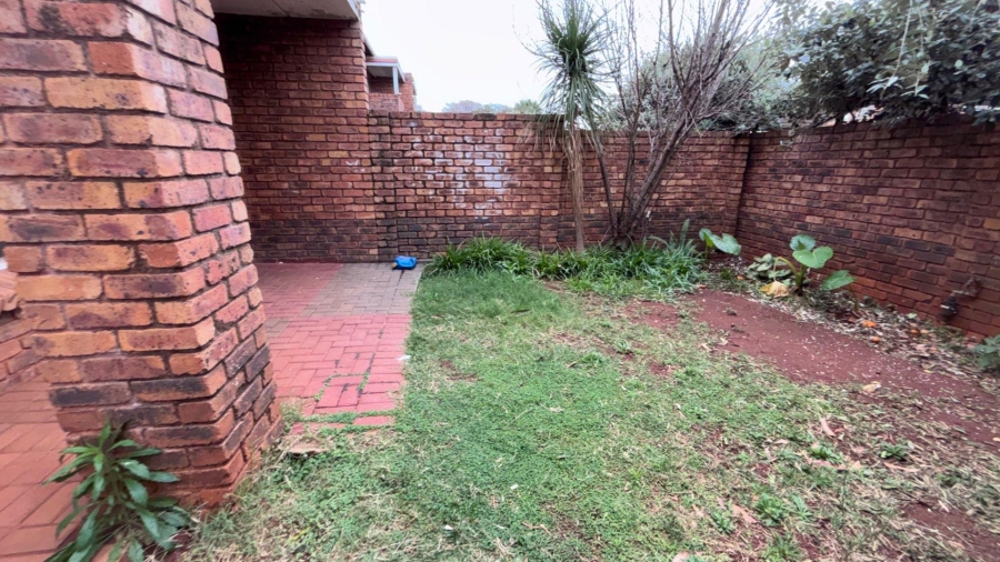 To Let 2 Bedroom Property for Rent in Clarina Gauteng