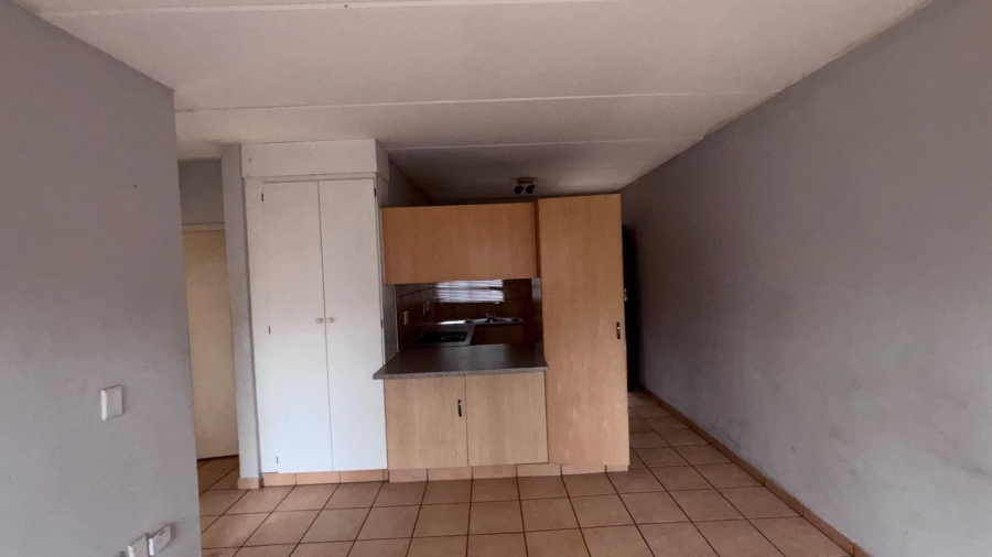 To Let 2 Bedroom Property for Rent in Clarina Gauteng