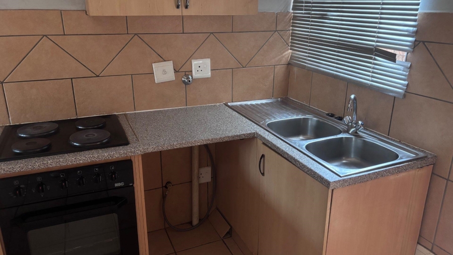 To Let 2 Bedroom Property for Rent in Clarina Gauteng