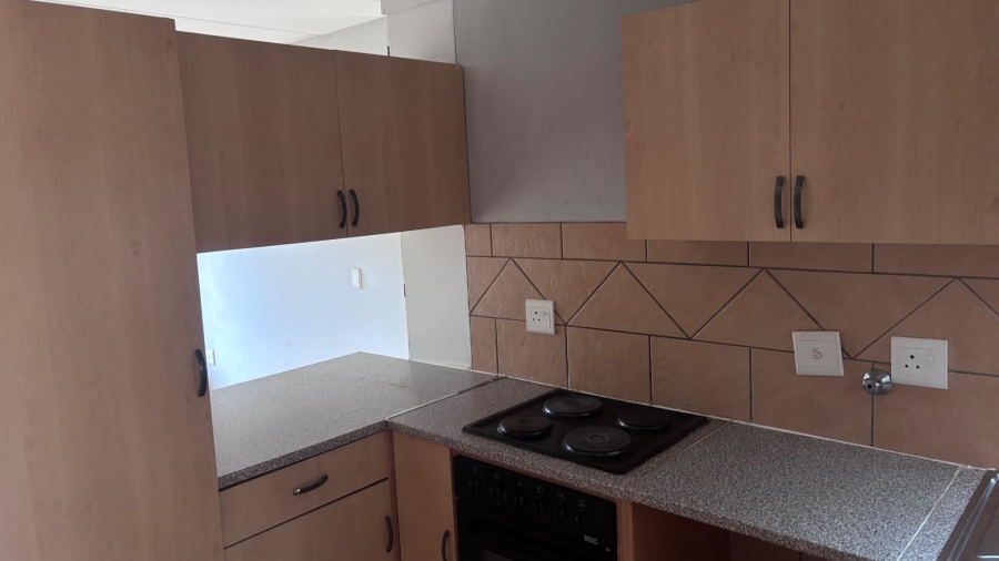 To Let 2 Bedroom Property for Rent in Clarina Gauteng
