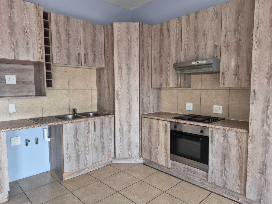 2 Bedroom Property for Sale in Norkem Park Gauteng