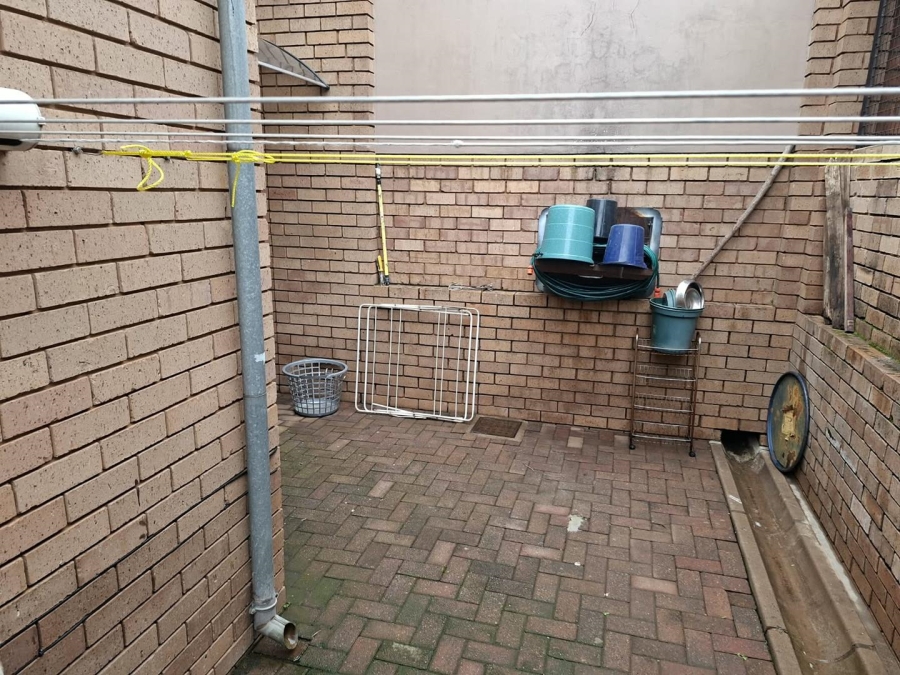 3 Bedroom Property for Sale in Die Wilgers Gauteng