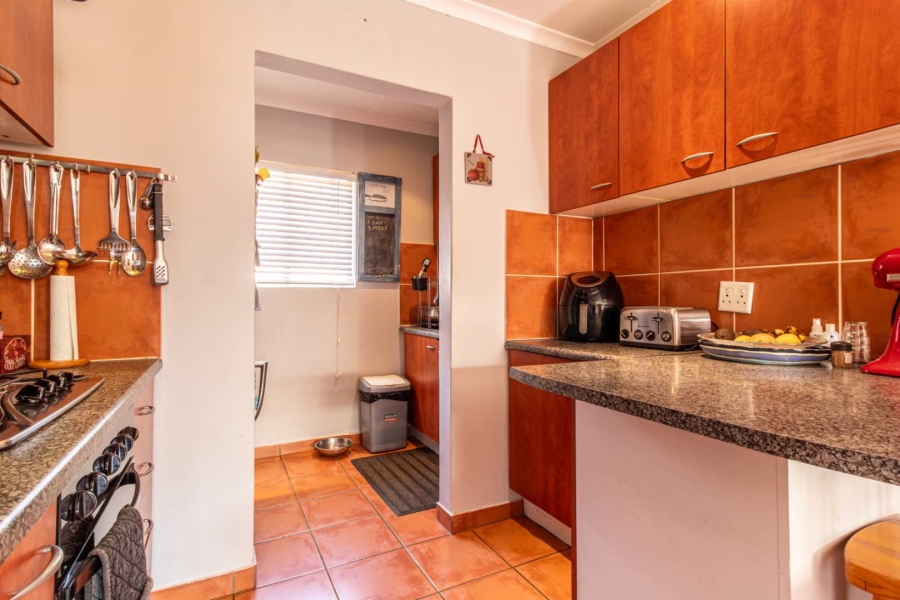 2 Bedroom Property for Sale in Wilgeheuwel Gauteng