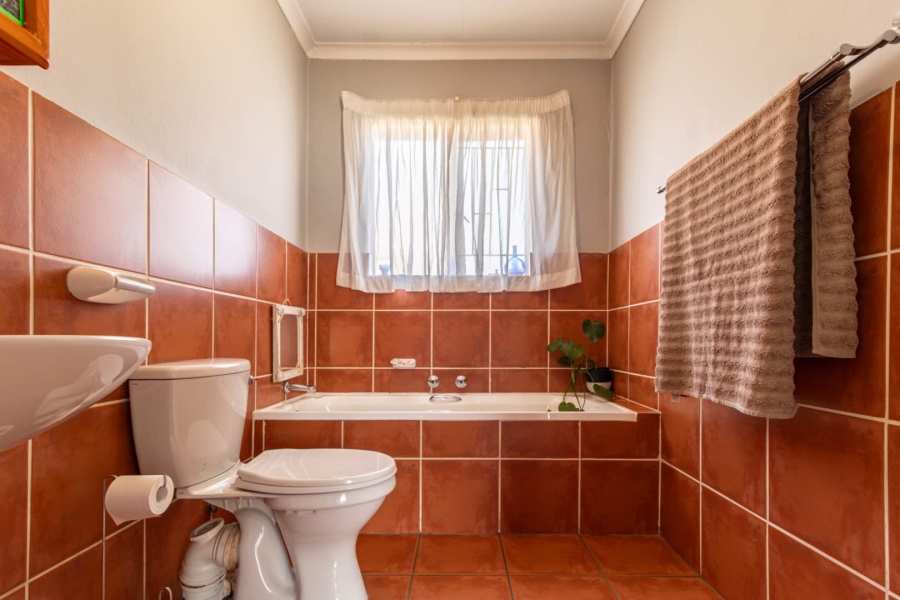 2 Bedroom Property for Sale in Wilgeheuwel Gauteng