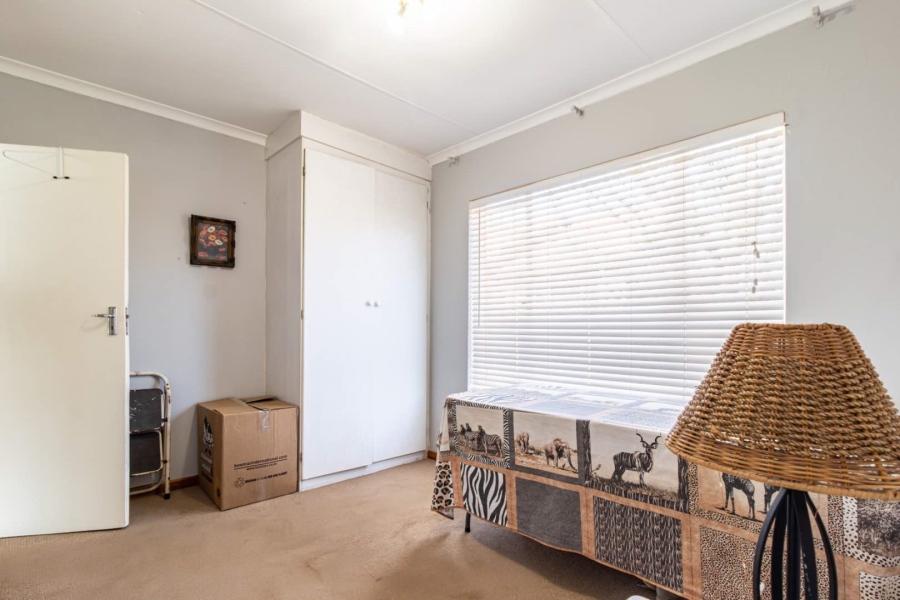 2 Bedroom Property for Sale in Wilgeheuwel Gauteng
