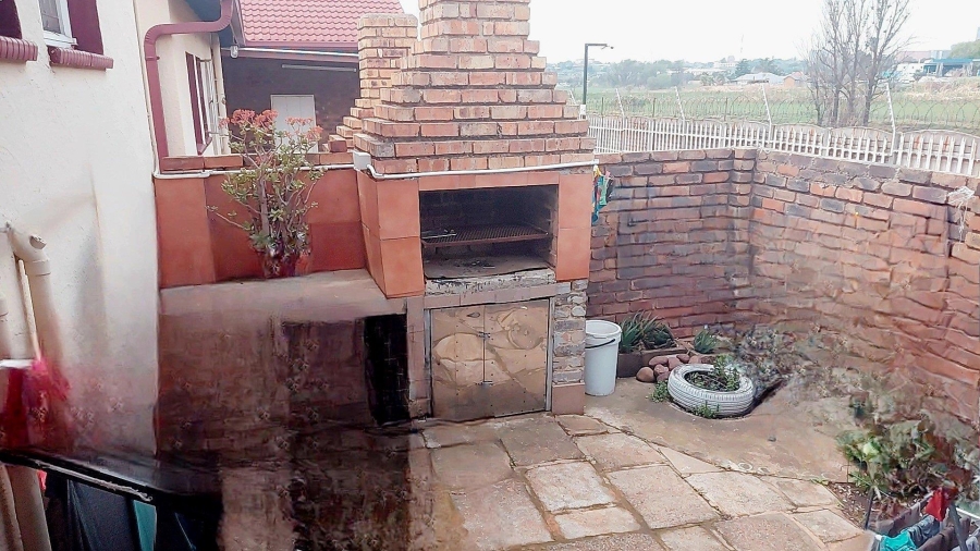 3 Bedroom Property for Sale in Kempton Park Gauteng