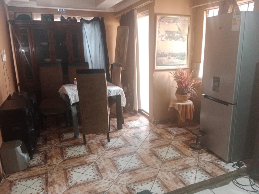 2 Bedroom Property for Sale in Tokoza Gauteng