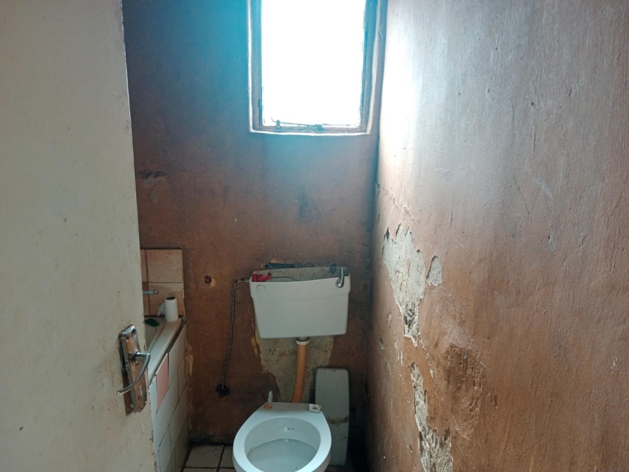 2 Bedroom Property for Sale in Tokoza Gauteng