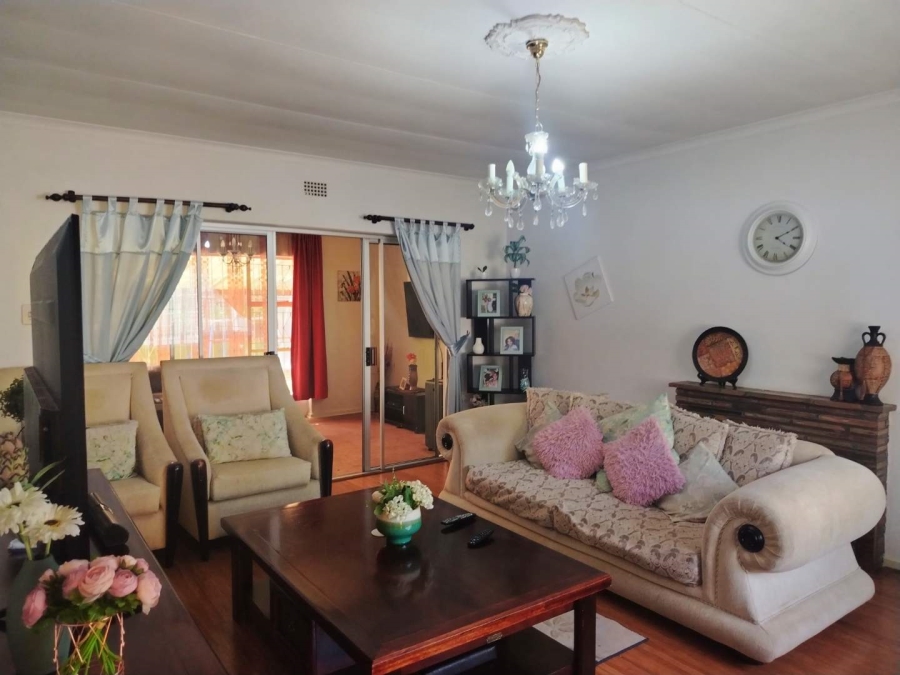 4 Bedroom Property for Sale in Allen Grove Gauteng