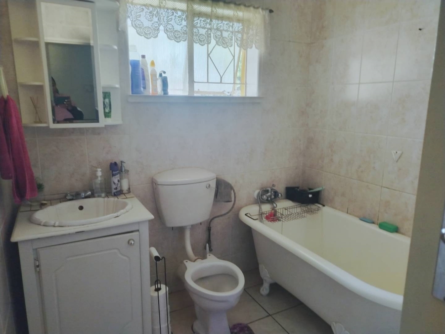 4 Bedroom Property for Sale in Allen Grove Gauteng