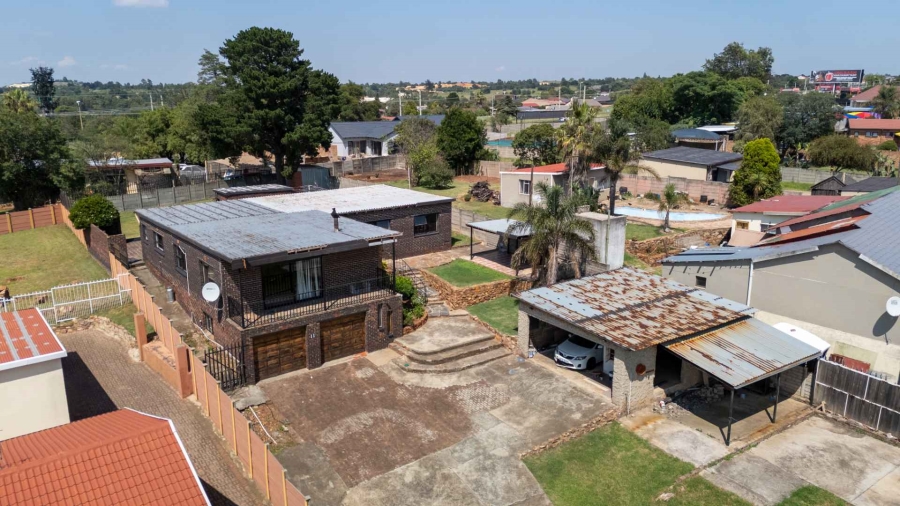 4 Bedroom Property for Sale in Silverfields Gauteng