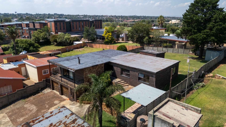 4 Bedroom Property for Sale in Silverfields Gauteng