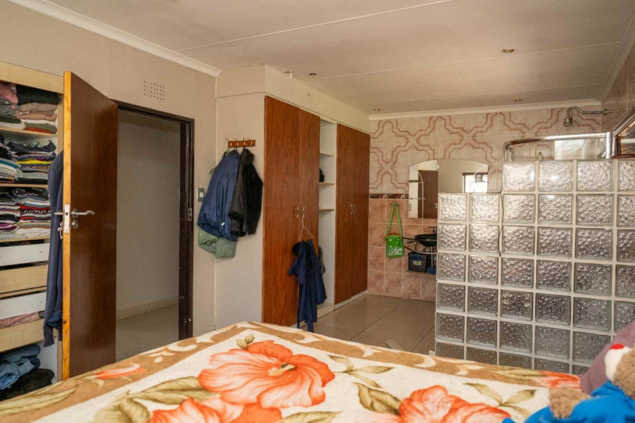 4 Bedroom Property for Sale in Silverfields Gauteng