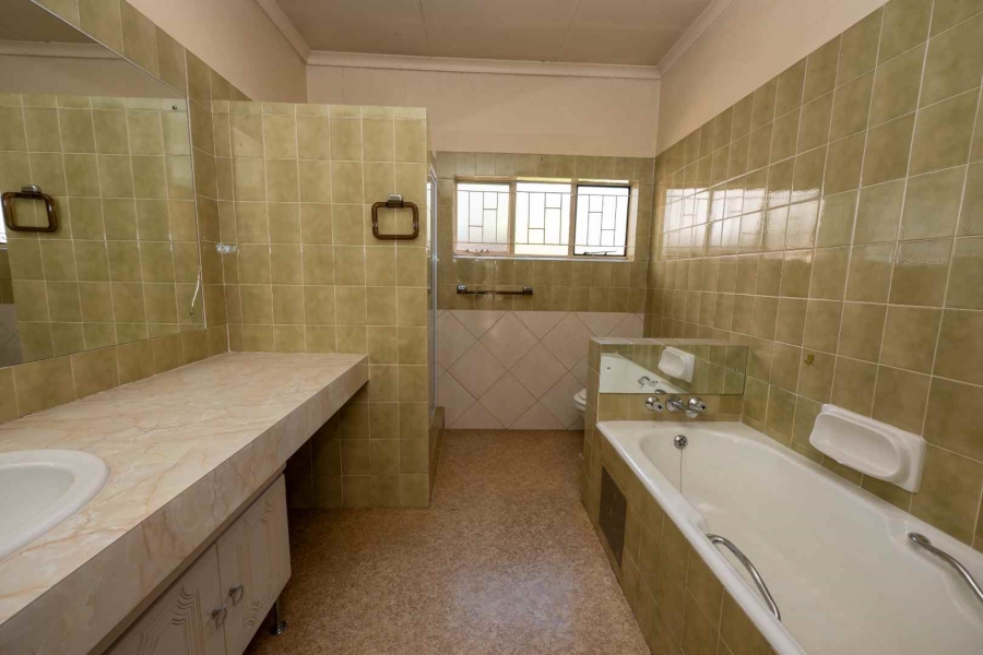 3 Bedroom Property for Sale in Kilner Park Gauteng