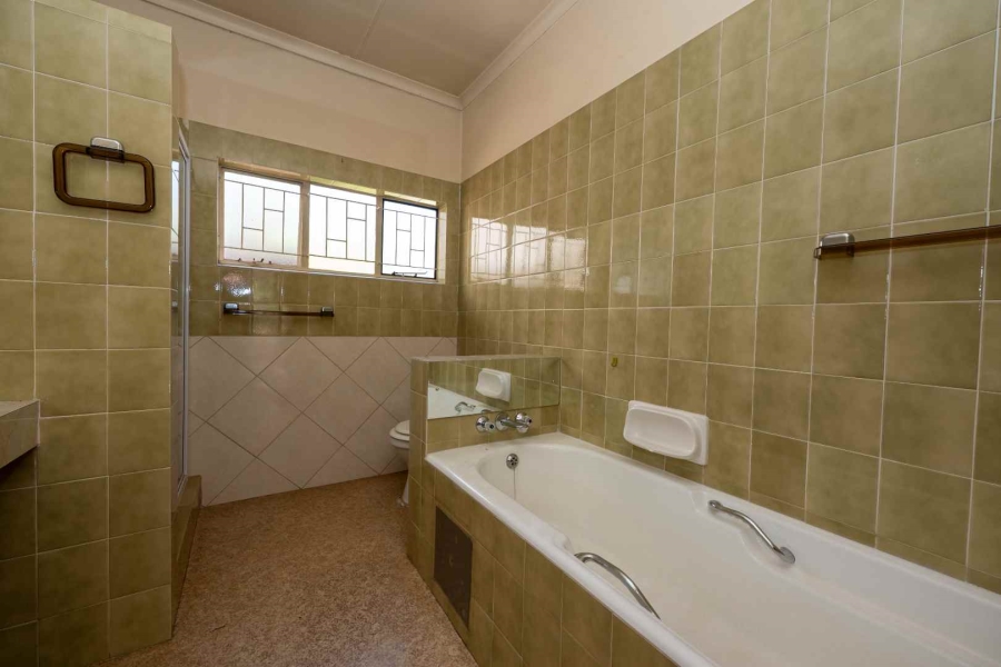 3 Bedroom Property for Sale in Kilner Park Gauteng