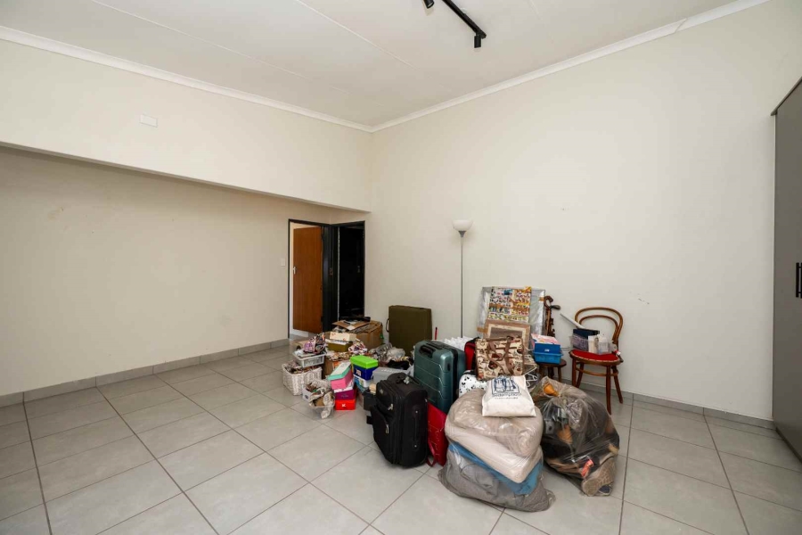 3 Bedroom Property for Sale in Kilner Park Gauteng
