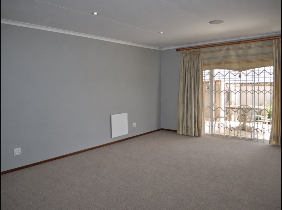 2 Bedroom Property for Sale in Willow Park Gauteng
