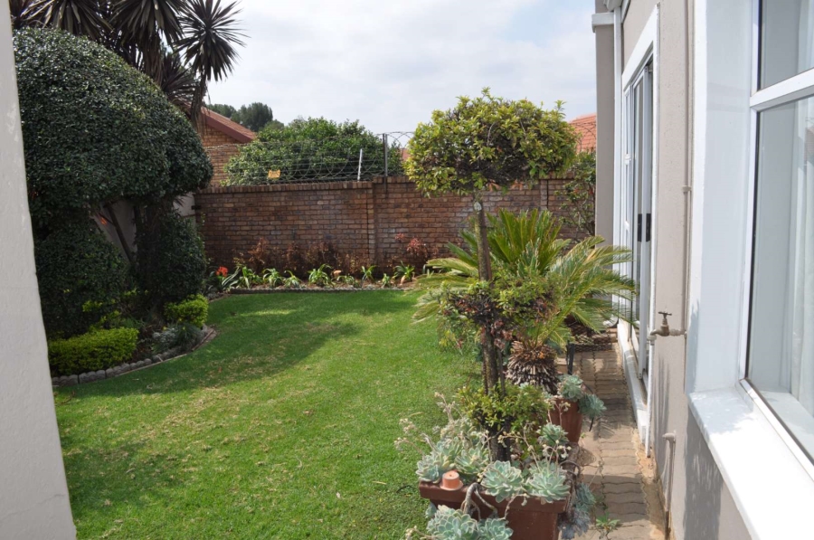 2 Bedroom Property for Sale in Willow Park Gauteng