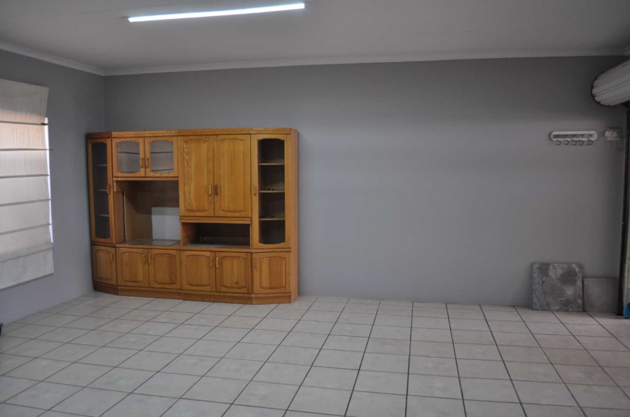 2 Bedroom Property for Sale in Willow Park Gauteng