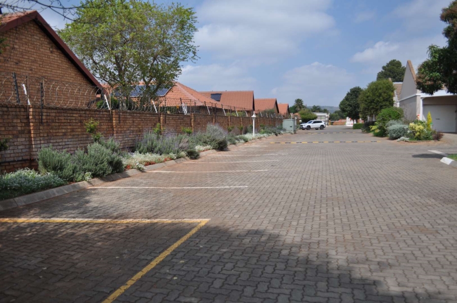 2 Bedroom Property for Sale in Willow Park Gauteng