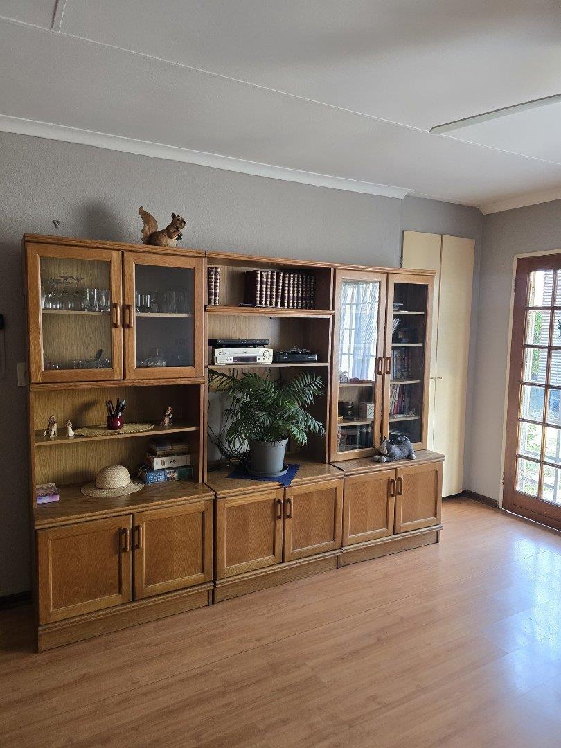 2 Bedroom Property for Sale in Albertsdal Gauteng