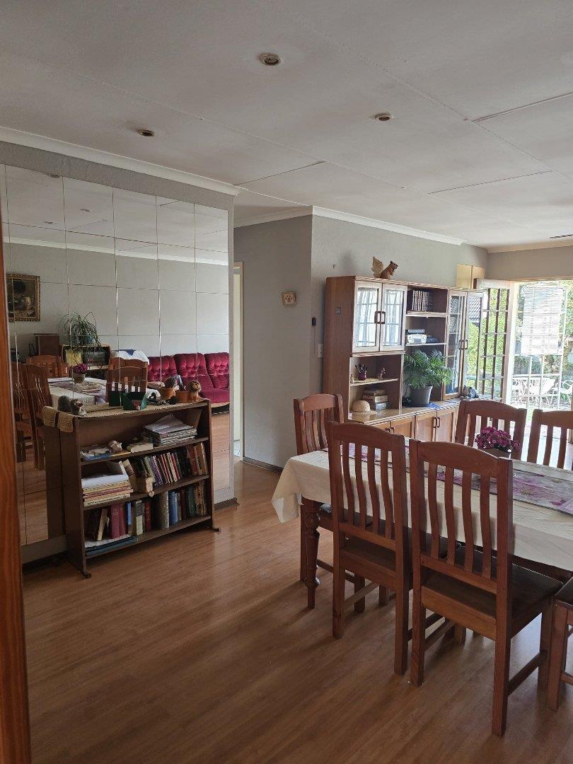 2 Bedroom Property for Sale in Albertsdal Gauteng