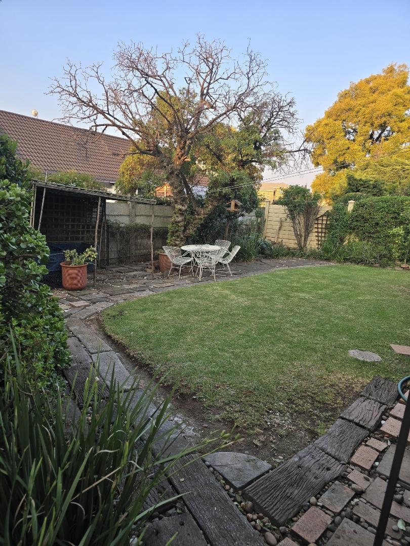 2 Bedroom Property for Sale in Albertsdal Gauteng