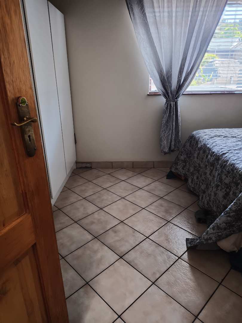 3 Bedroom Property for Sale in Mondeor Gauteng