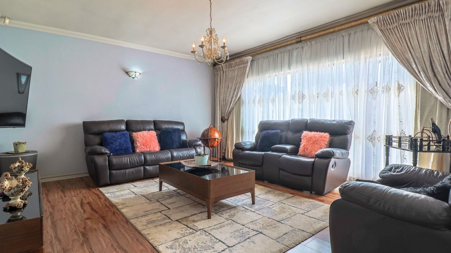 4 Bedroom Property for Sale in Henley on Klip Gauteng