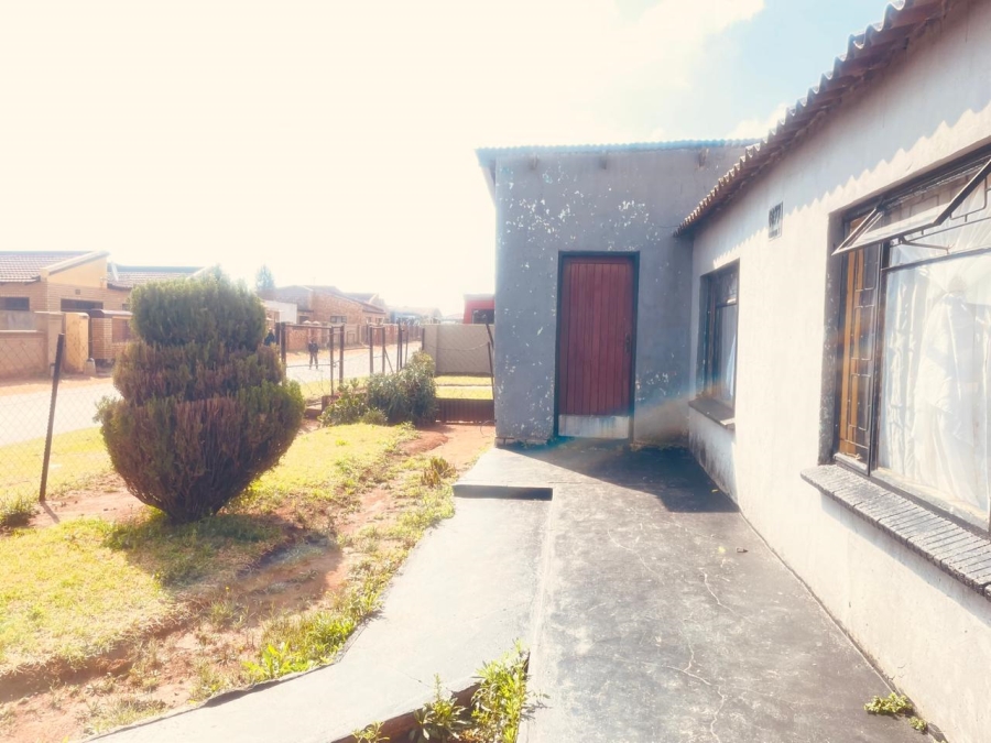 3 Bedroom Property for Sale in Tsakane Gauteng
