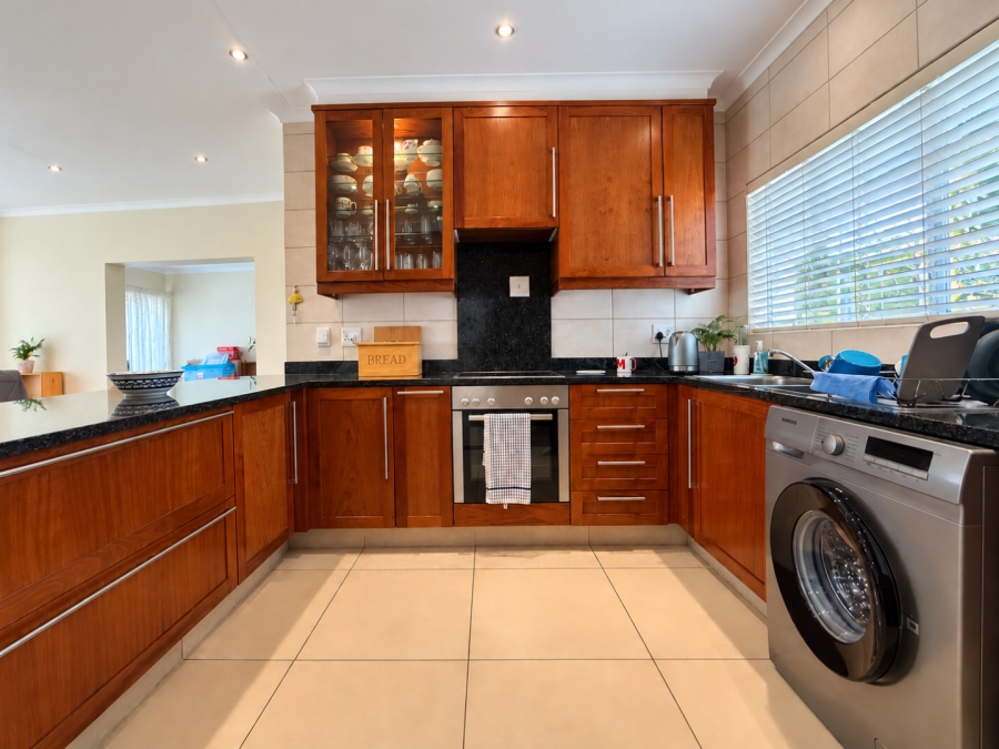 2 Bedroom Property for Sale in Glenvista Gauteng