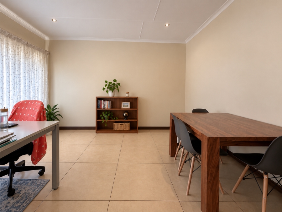 2 Bedroom Property for Sale in Glenvista Gauteng