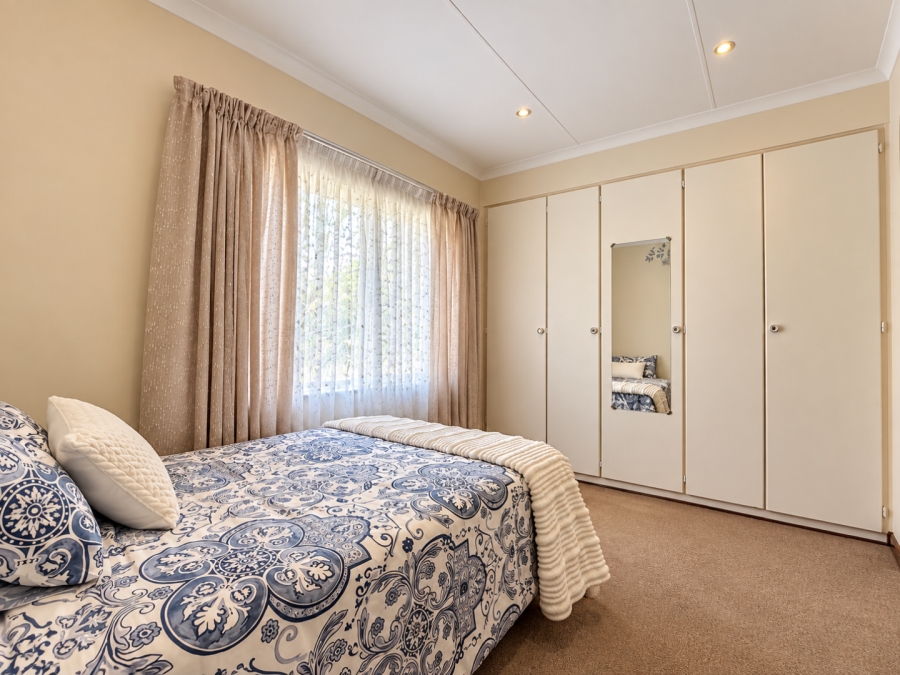 2 Bedroom Property for Sale in Glenvista Gauteng