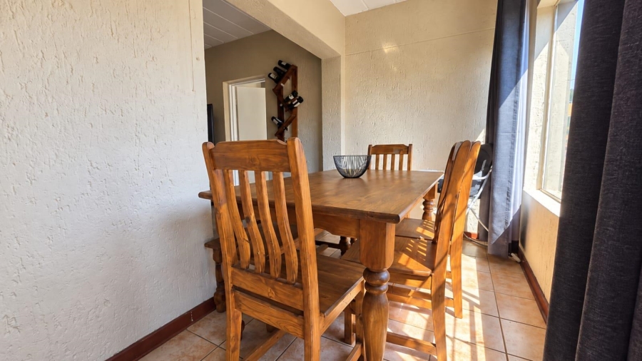 2 Bedroom Property for Sale in New Redruth Gauteng