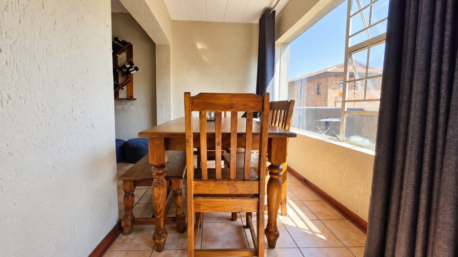 2 Bedroom Property for Sale in New Redruth Gauteng