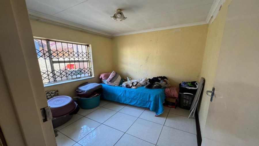 3 Bedroom Property for Sale in Protea North Gauteng