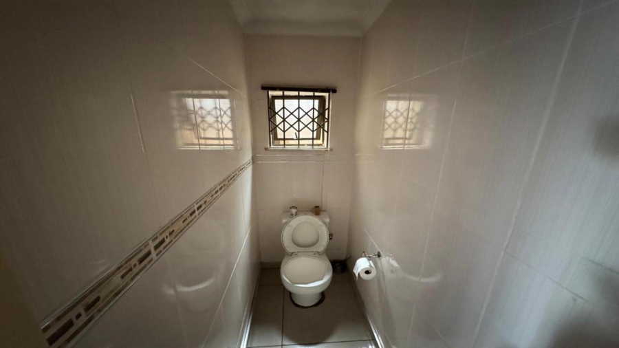 3 Bedroom Property for Sale in Protea North Gauteng