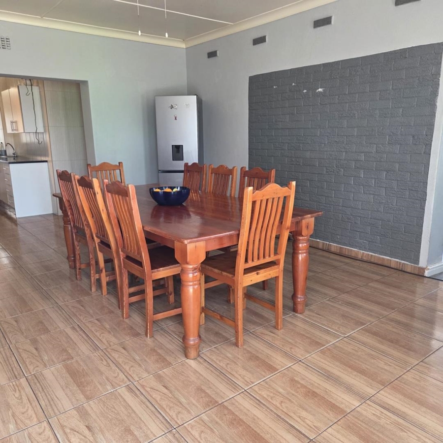 4 Bedroom Property for Sale in Tulisa Park Gauteng