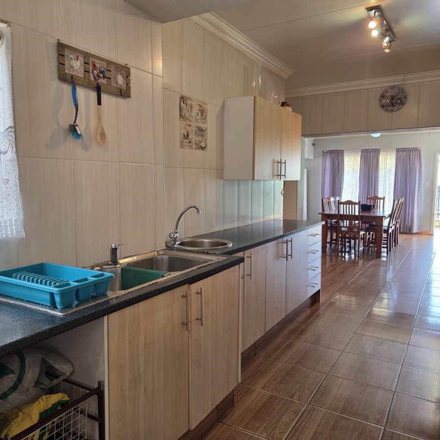 4 Bedroom Property for Sale in Tulisa Park Gauteng