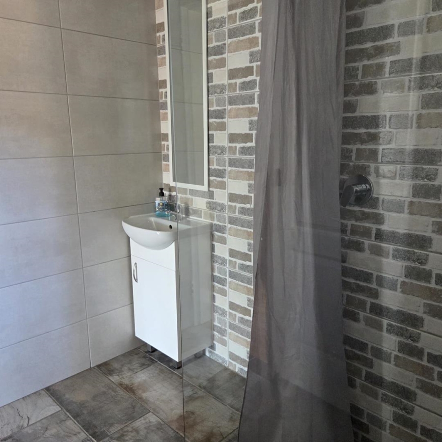 4 Bedroom Property for Sale in Tulisa Park Gauteng
