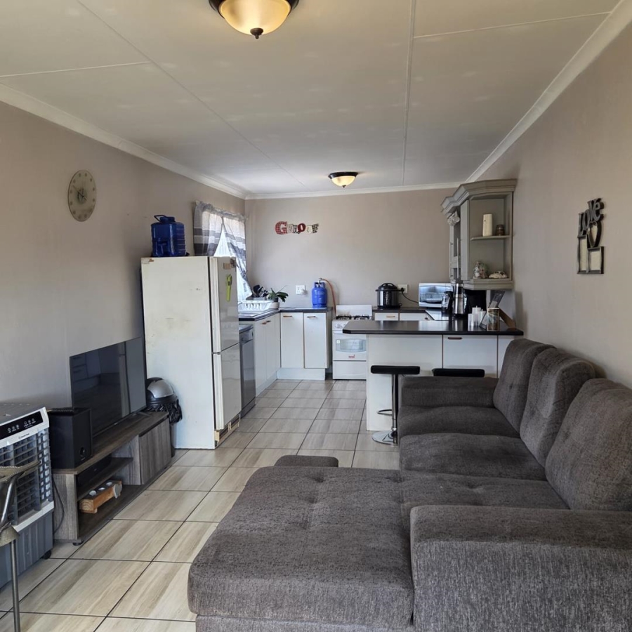 4 Bedroom Property for Sale in Tulisa Park Gauteng