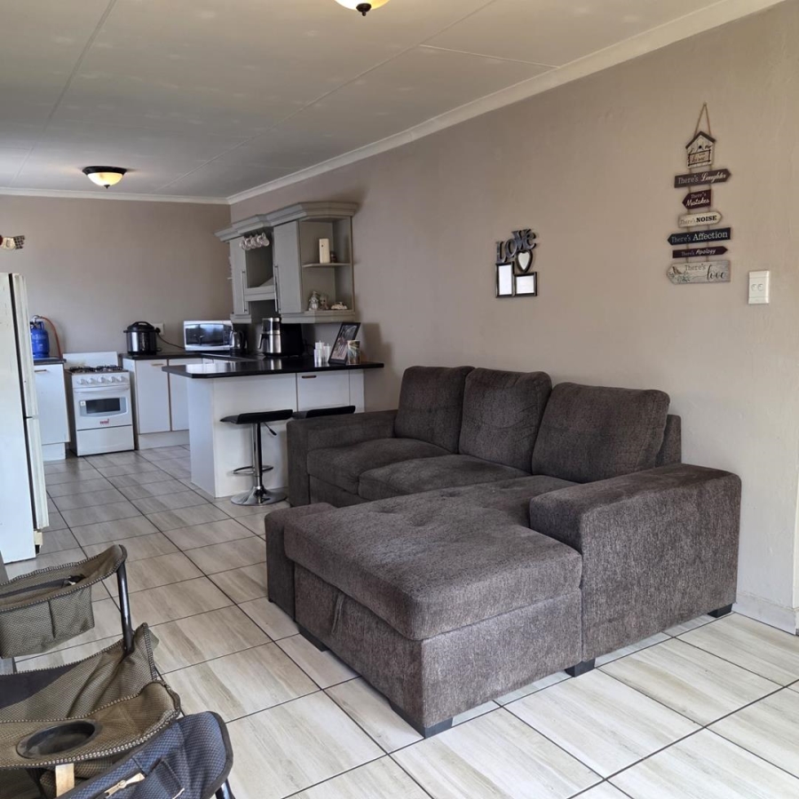 4 Bedroom Property for Sale in Tulisa Park Gauteng