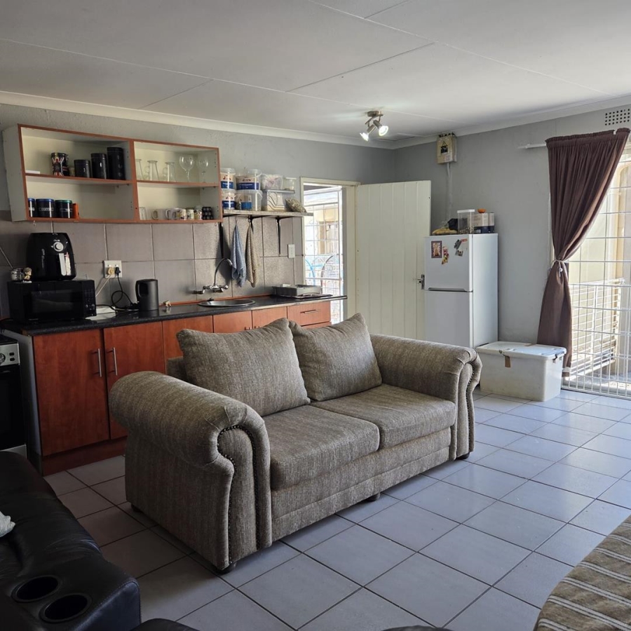4 Bedroom Property for Sale in Tulisa Park Gauteng