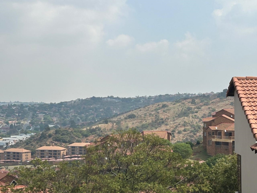 2 Bedroom Property for Sale in Winchester Hills Gauteng