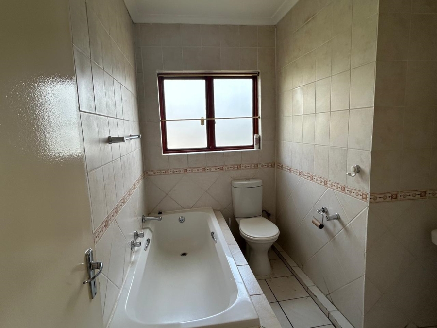 2 Bedroom Property for Sale in Winchester Hills Gauteng