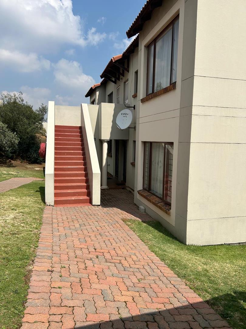2 Bedroom Property for Sale in Winchester Hills Gauteng