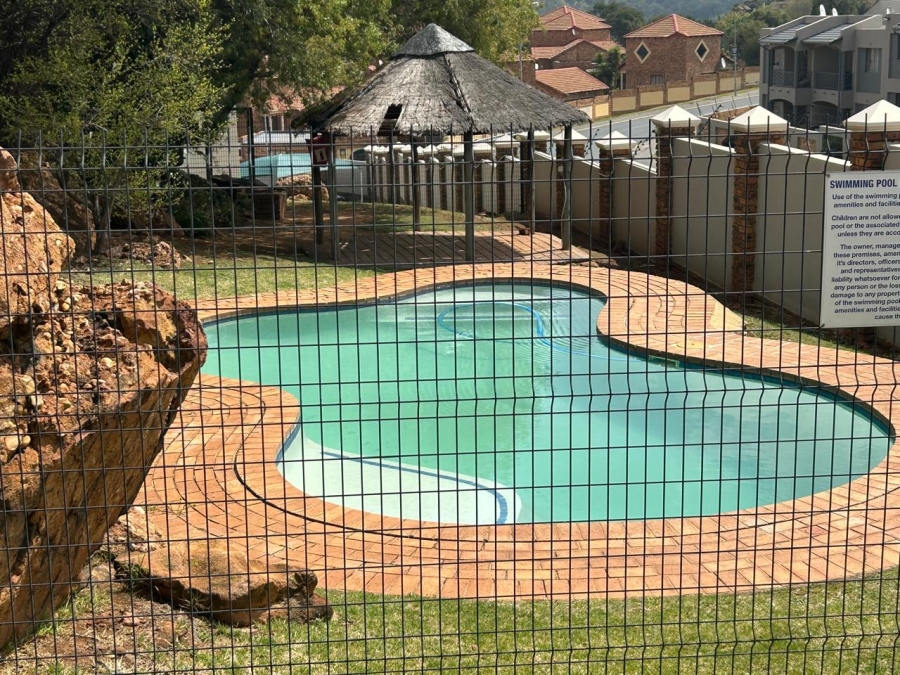 2 Bedroom Property for Sale in Winchester Hills Gauteng