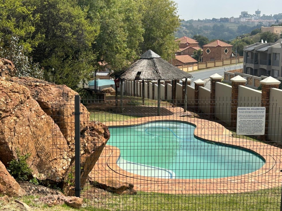 2 Bedroom Property for Sale in Winchester Hills Gauteng